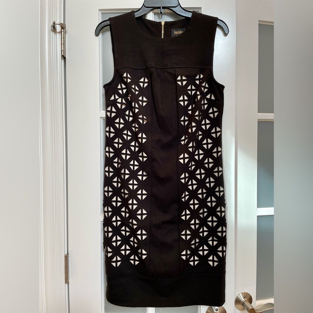 Laundry by Shelli Shegal cutout dress